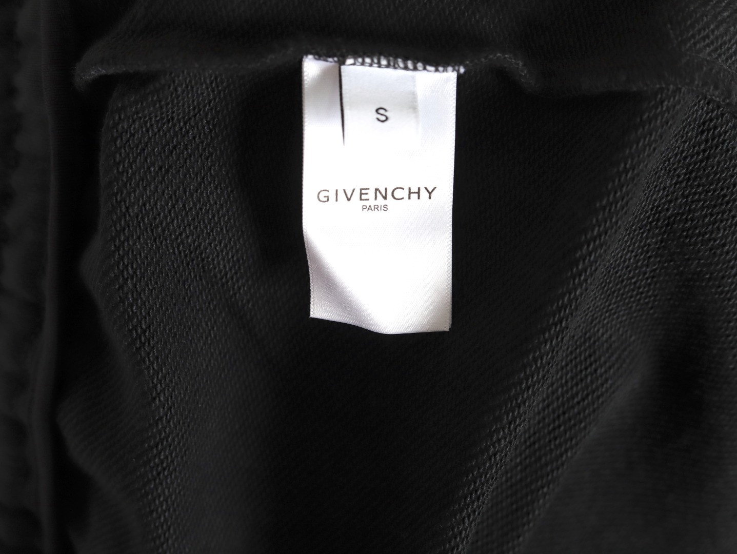 G1uenchy 25ss shorts