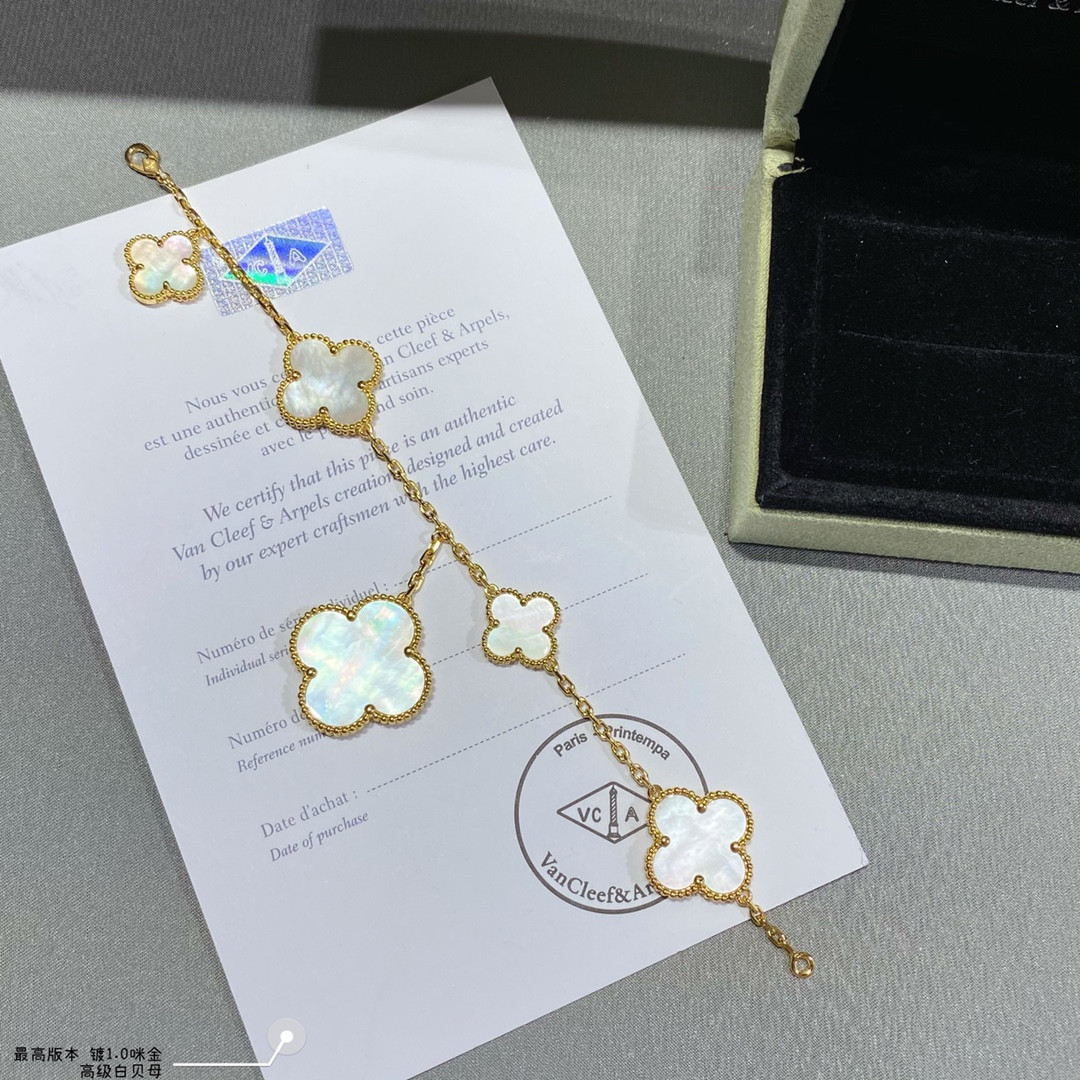 v*n cl*f & arpels preM1vm white fritillaria five flower bracelet