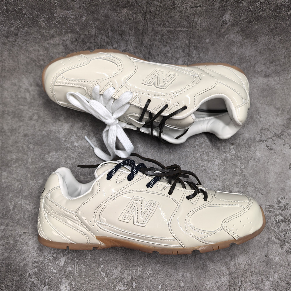 ua m1v m1v x new Ba1an*e 530 sl leather sneakers