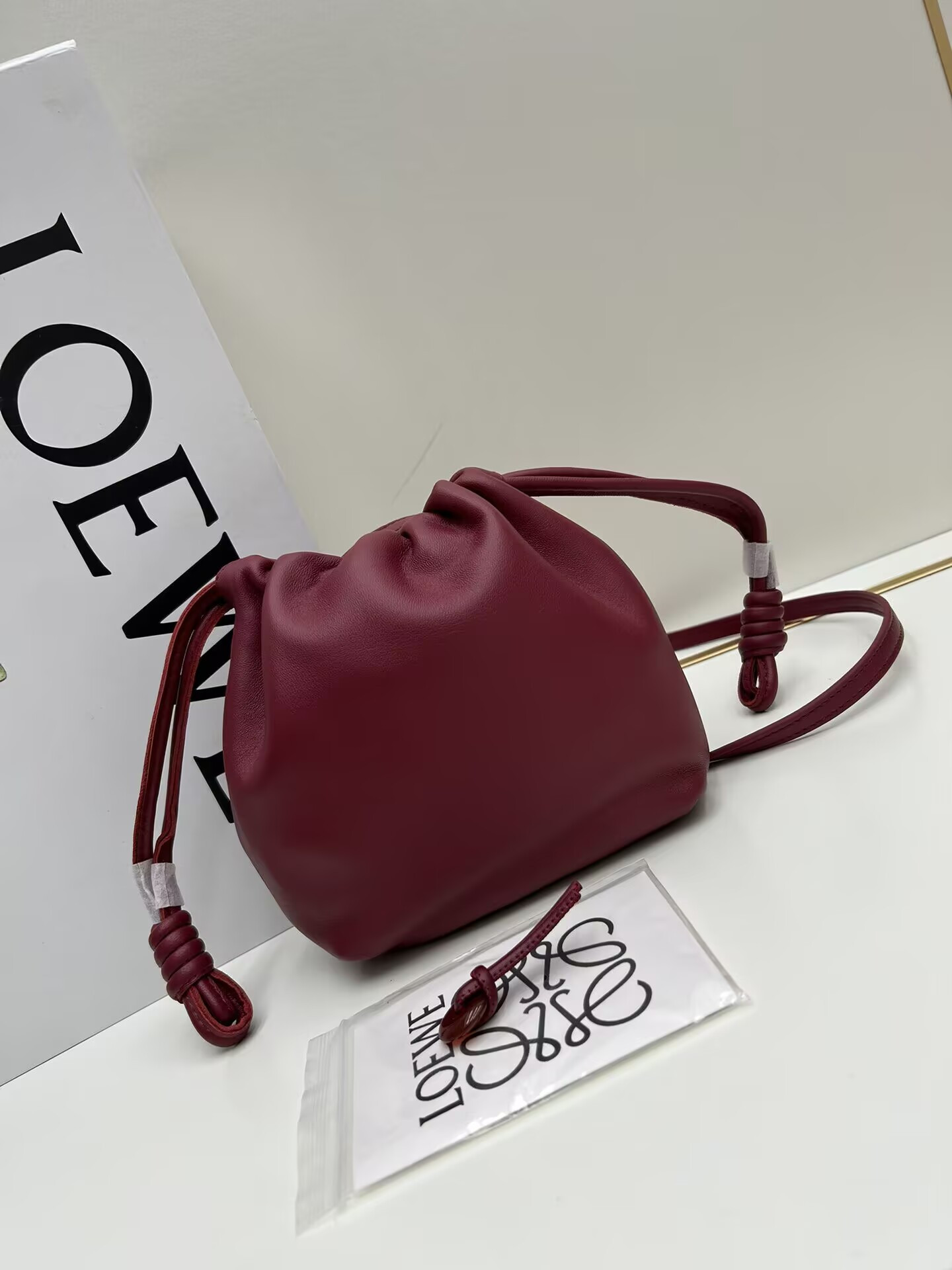 L0ew* flamenco purse 23x5.5x17cm