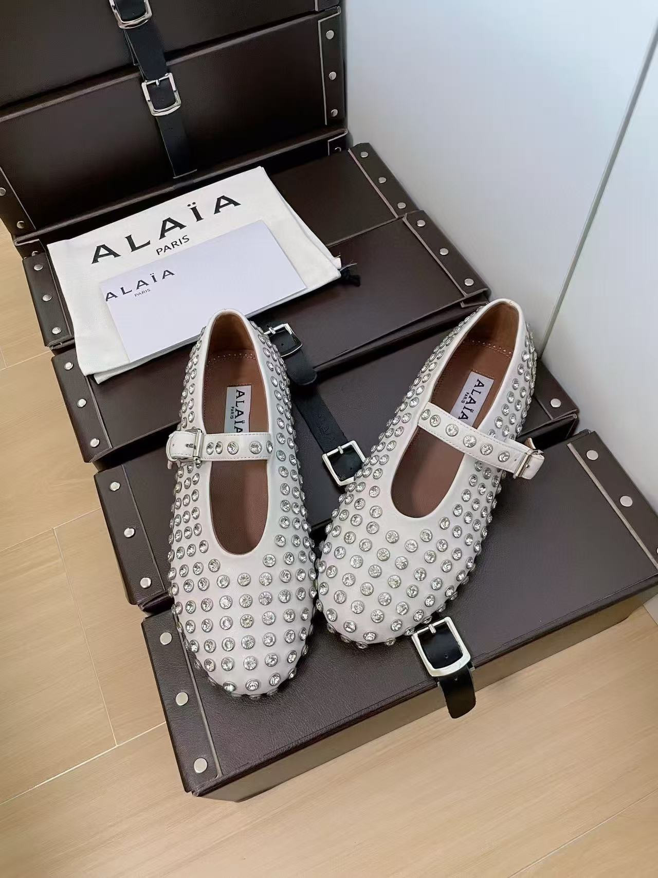 UA A1a1a STRASS BALLET FLATS