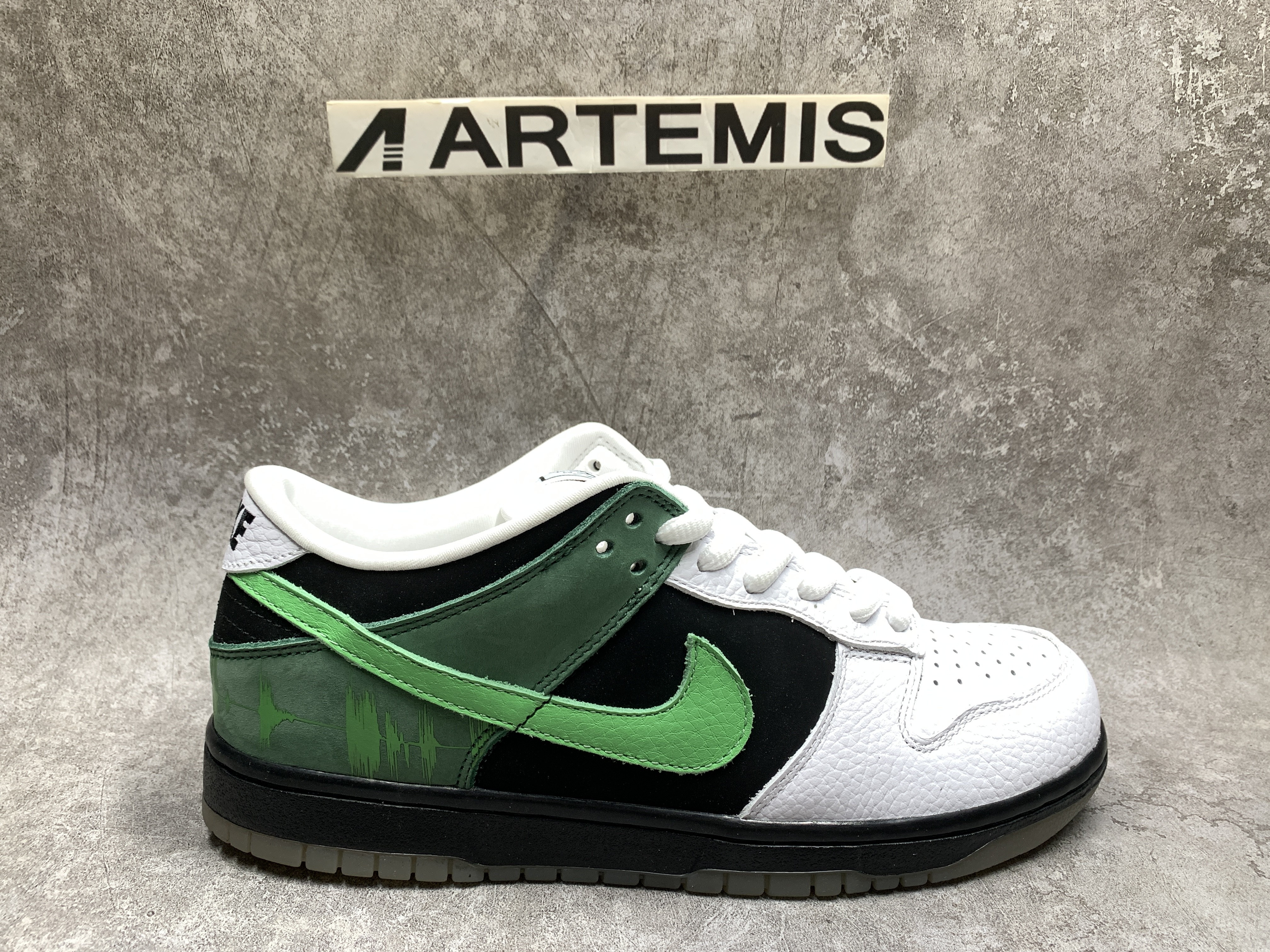 nike dunk low preM1vm sb c & k