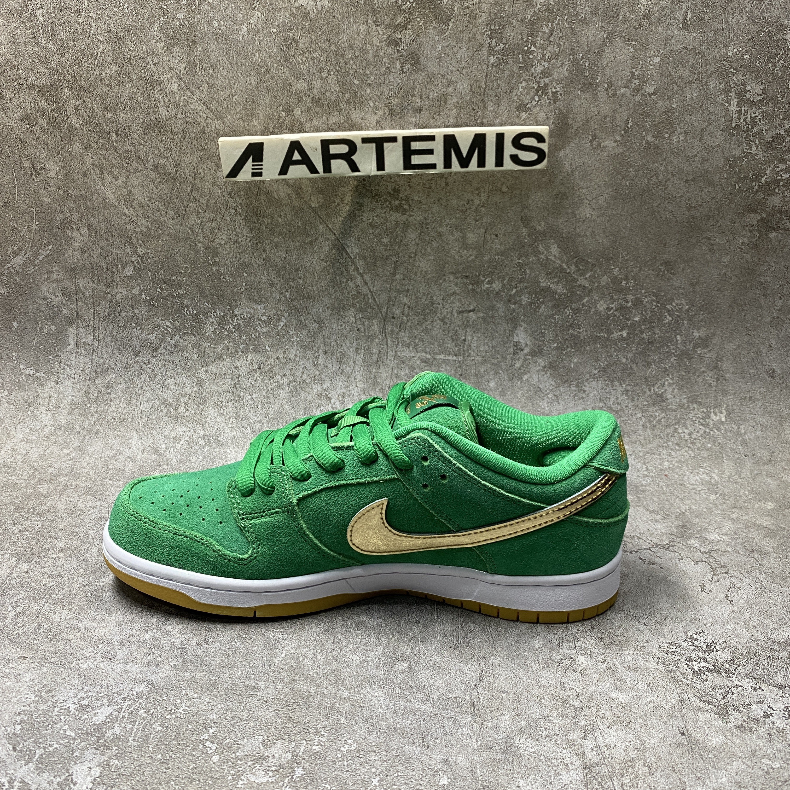 nike sb dunk low pro st. patR1ck