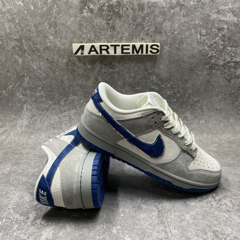 nike sb dunk low steamboy x oT0mo katsuhiro dark grey