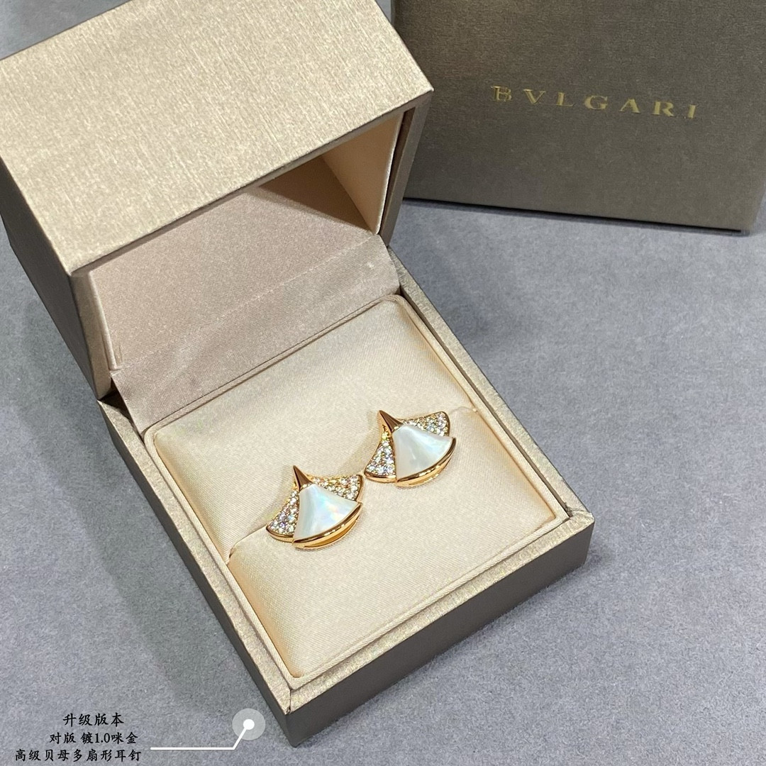 B*l*ai multi-fan skirt fan shape earrings