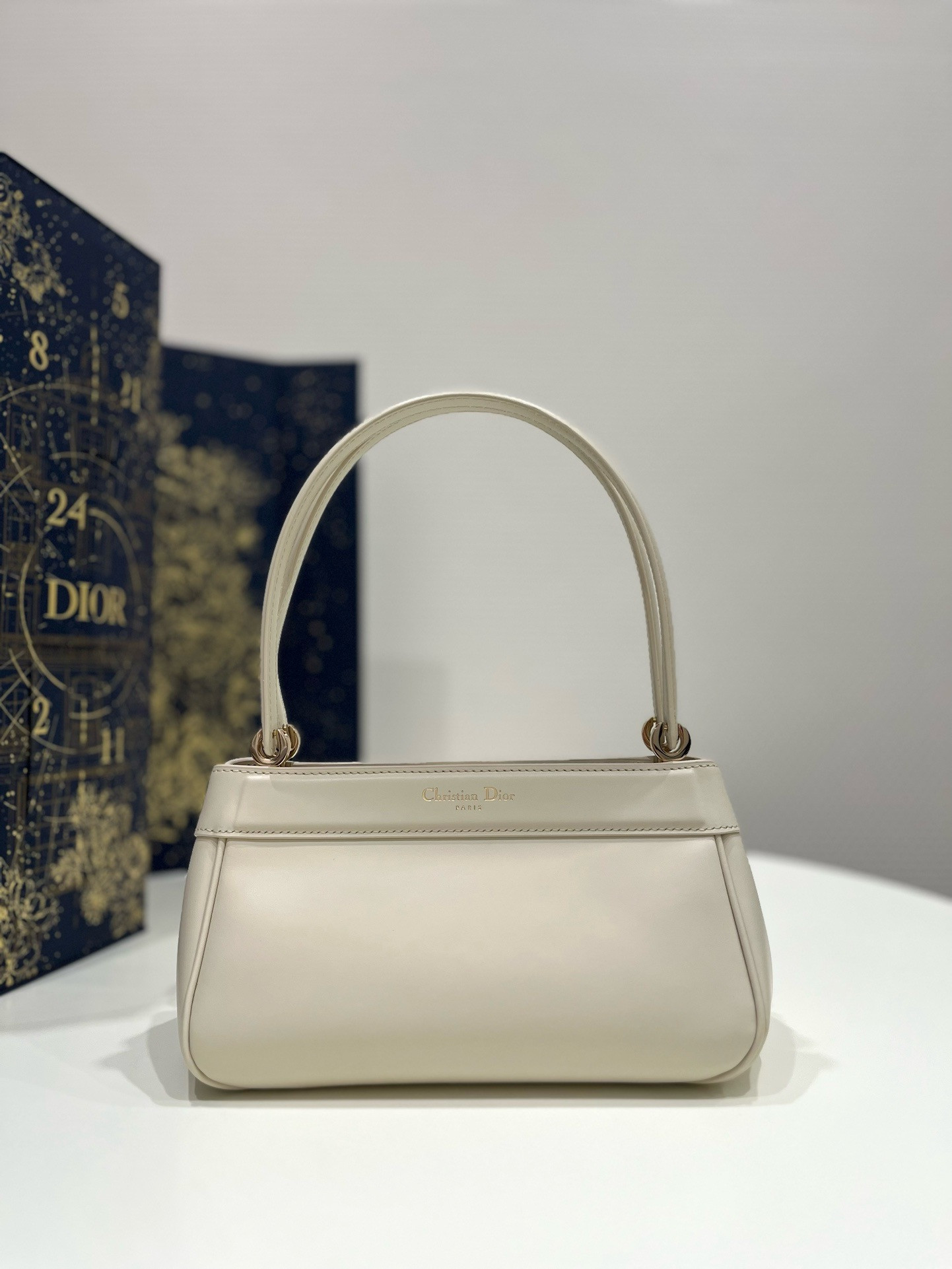 ch**an D*or small D*or key bag  8.5x5x4.5 in