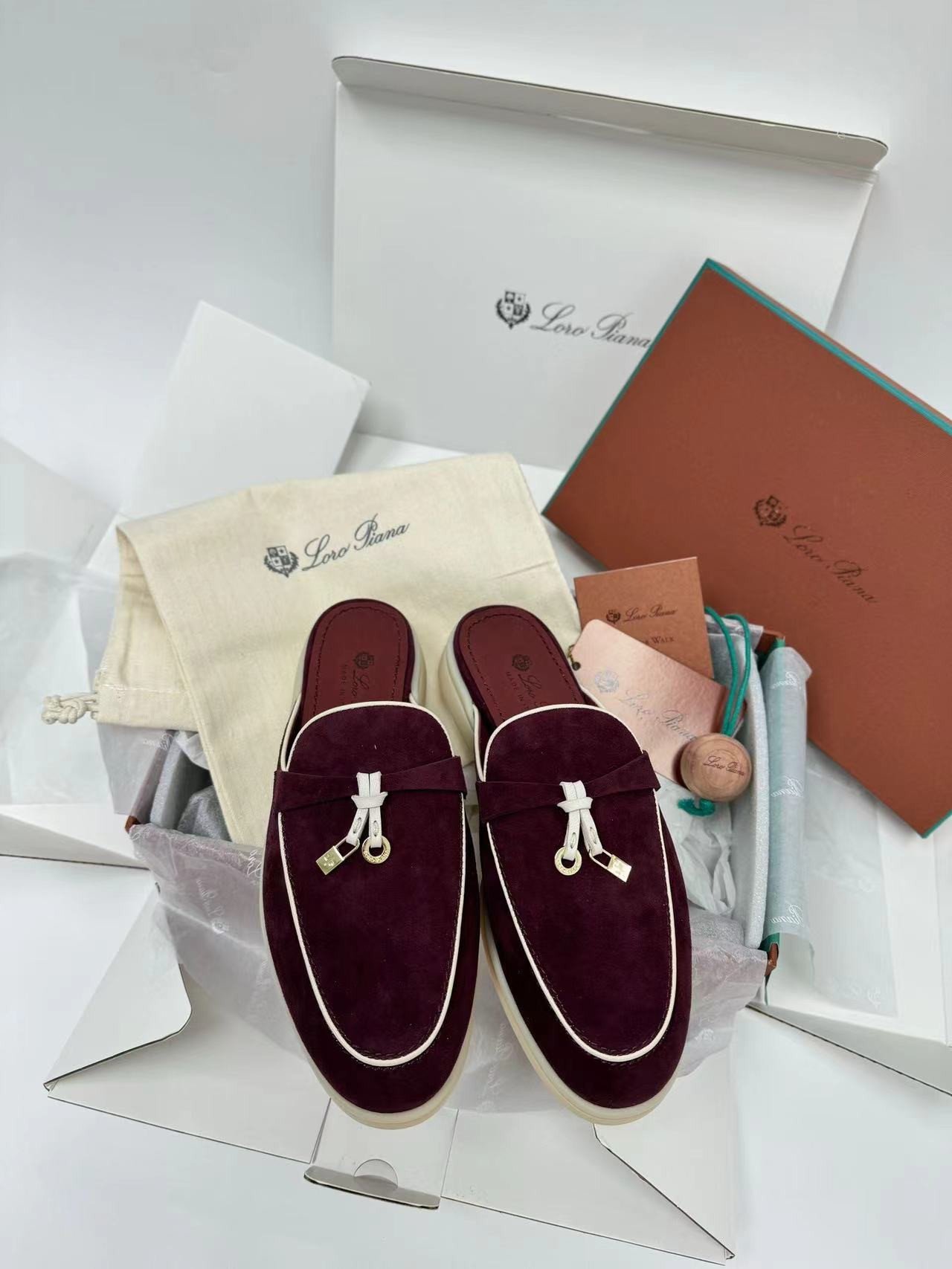 ua l**o p*ana  babouche charms walk moccasin slipper moccasin (cusT0mized, no return no exchange)