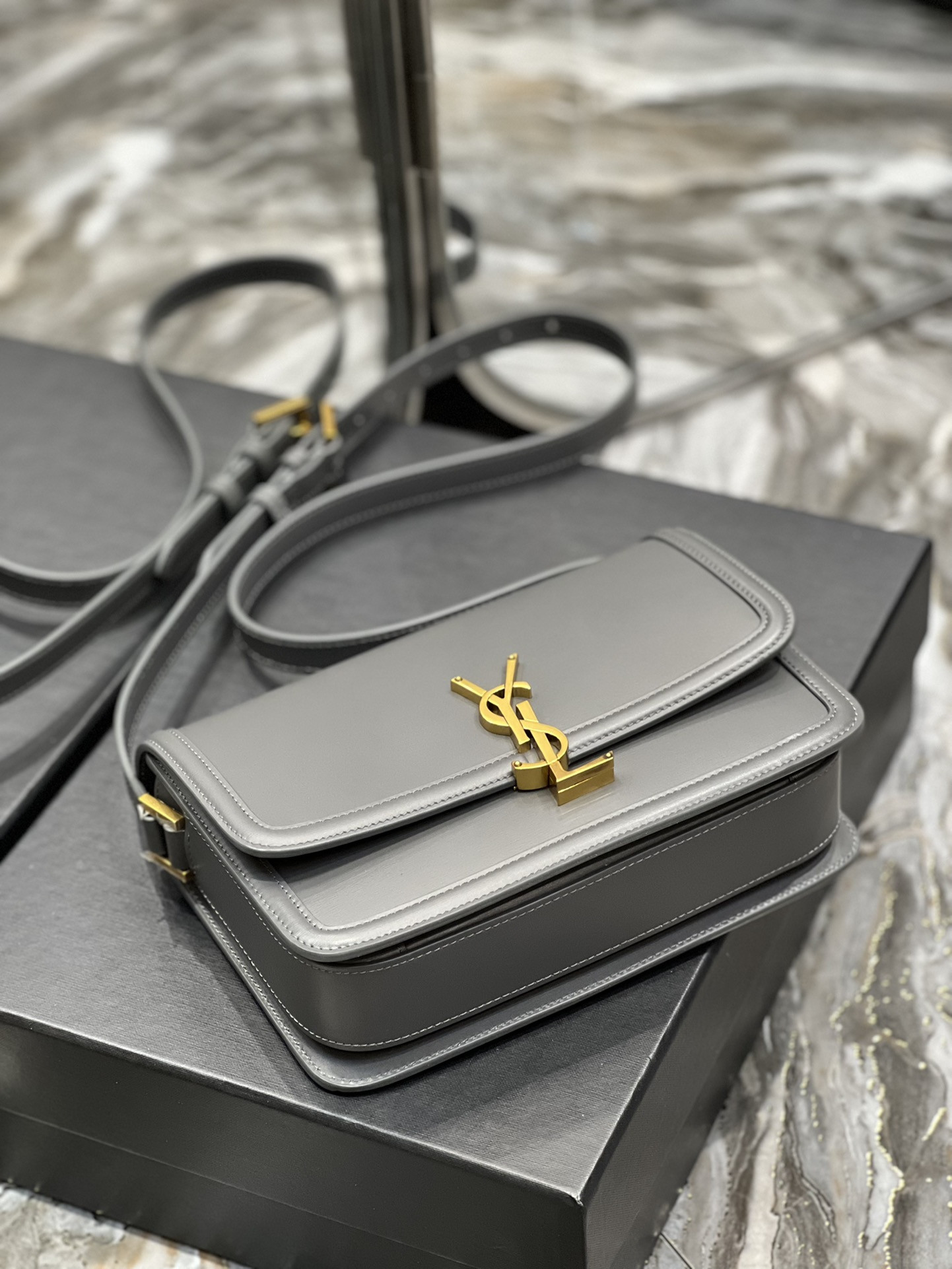 y*l solferino medium satchel in box Sa**t Lau*nt light gray 9.1 x 6.3 x 2.4 inches