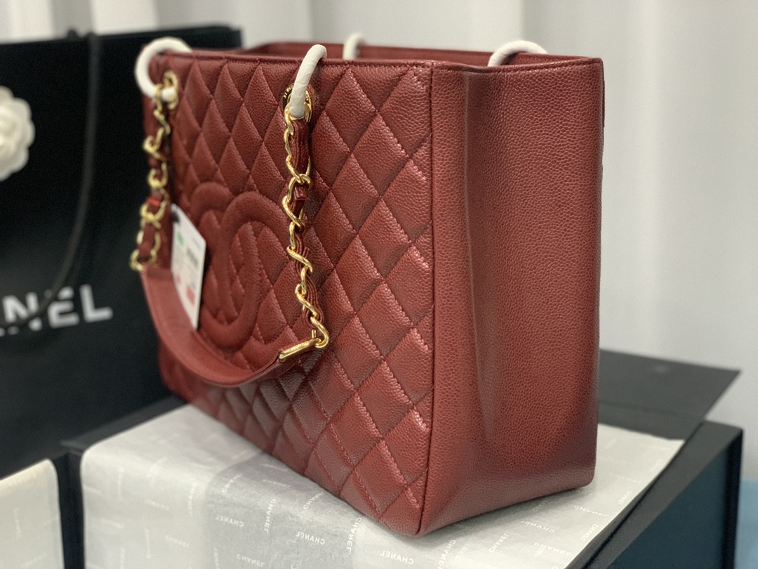 Ch*el gst caviar leather hardware 24x33x13cm