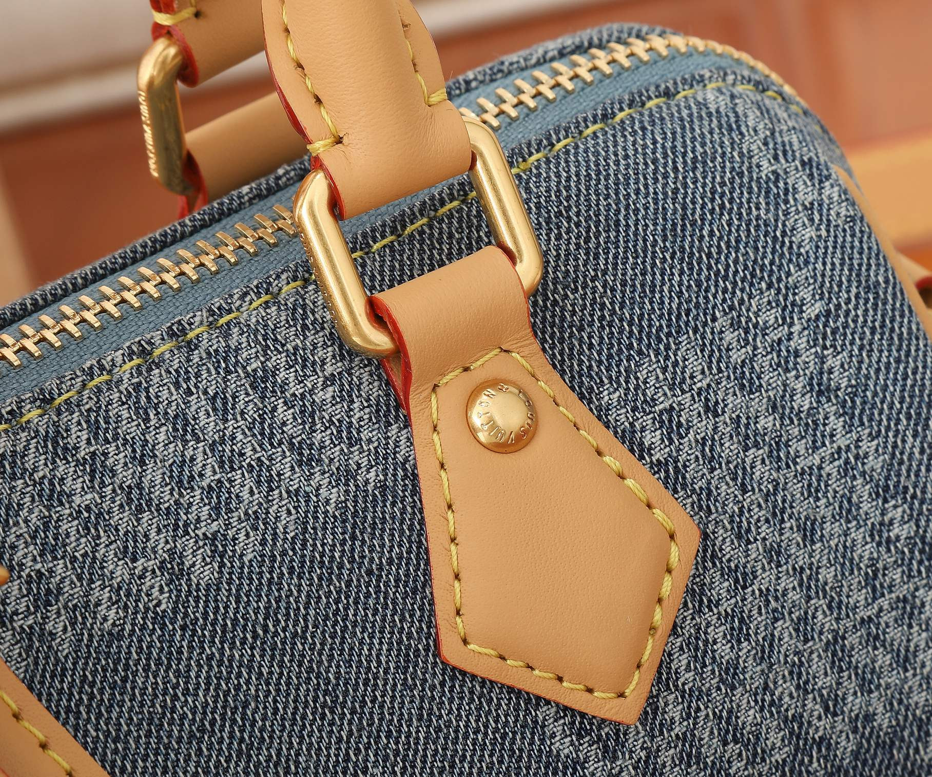 LV Speedy 18 Bandoulière N40682 7.1 x 4.7 x 3.9 inches