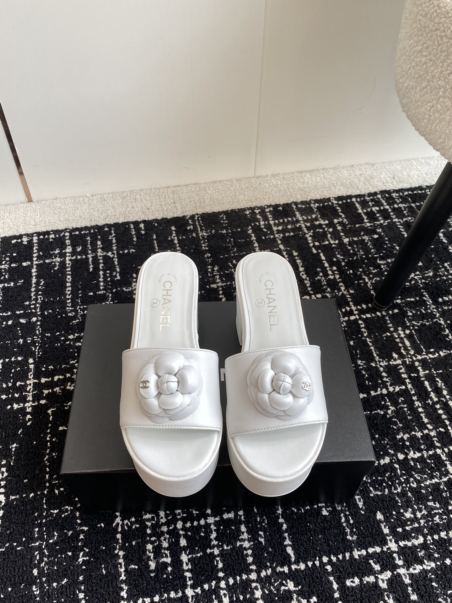 ua Ch*el mules platform heels