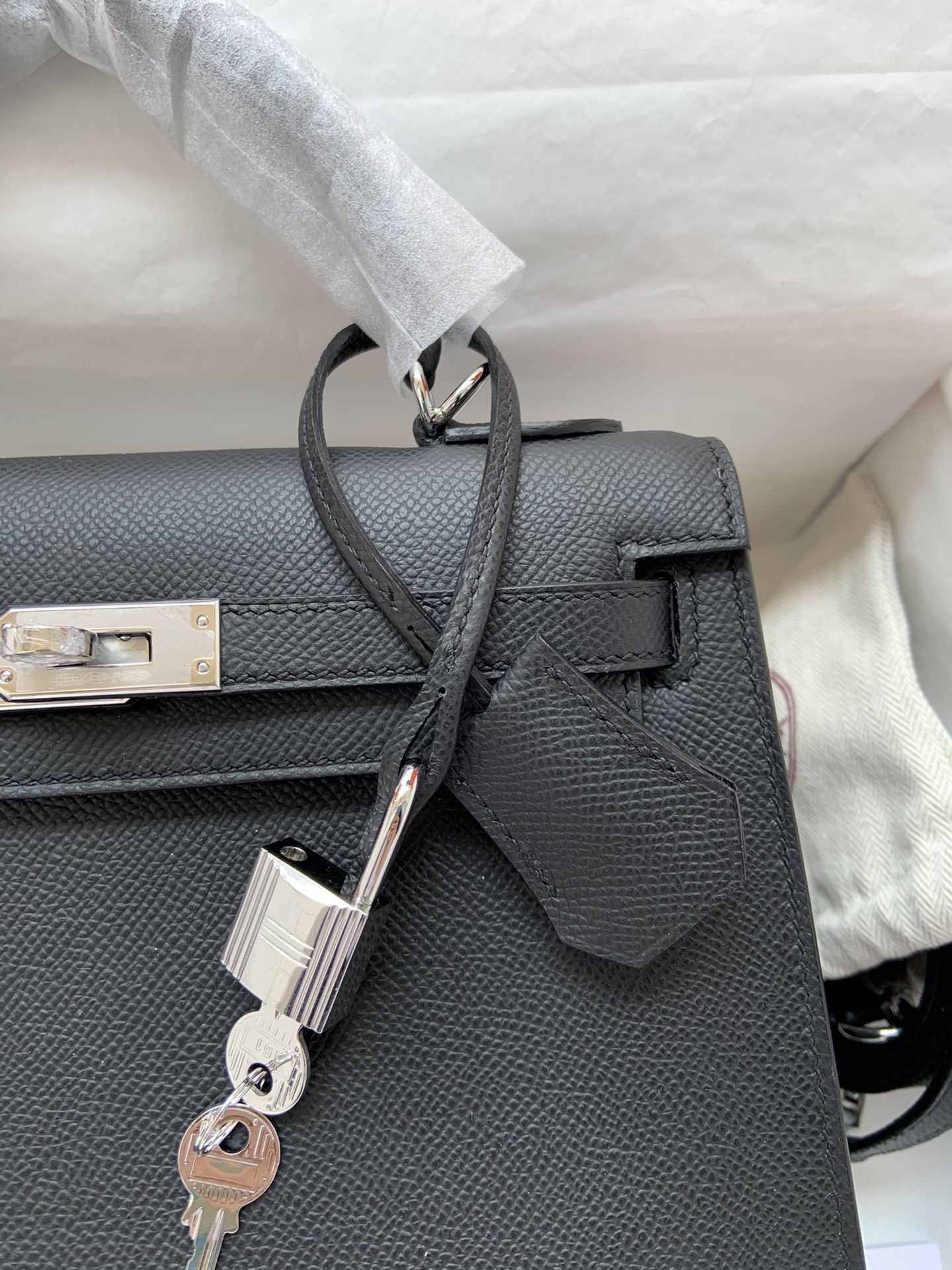 H**mes Kelly Silver-tone Hardware 25 28