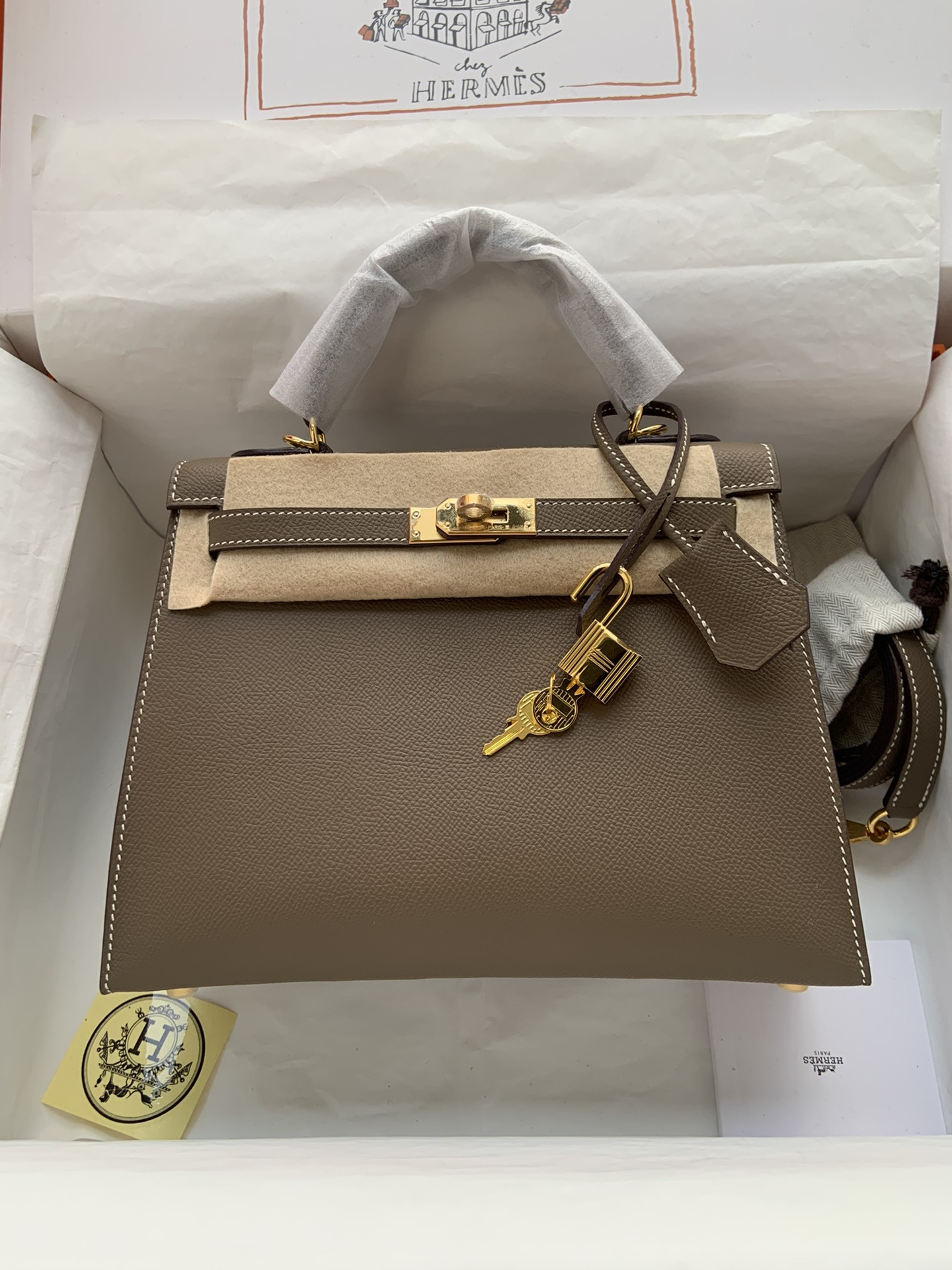 H**mes Kelly Gold-tone Hardware 25 28