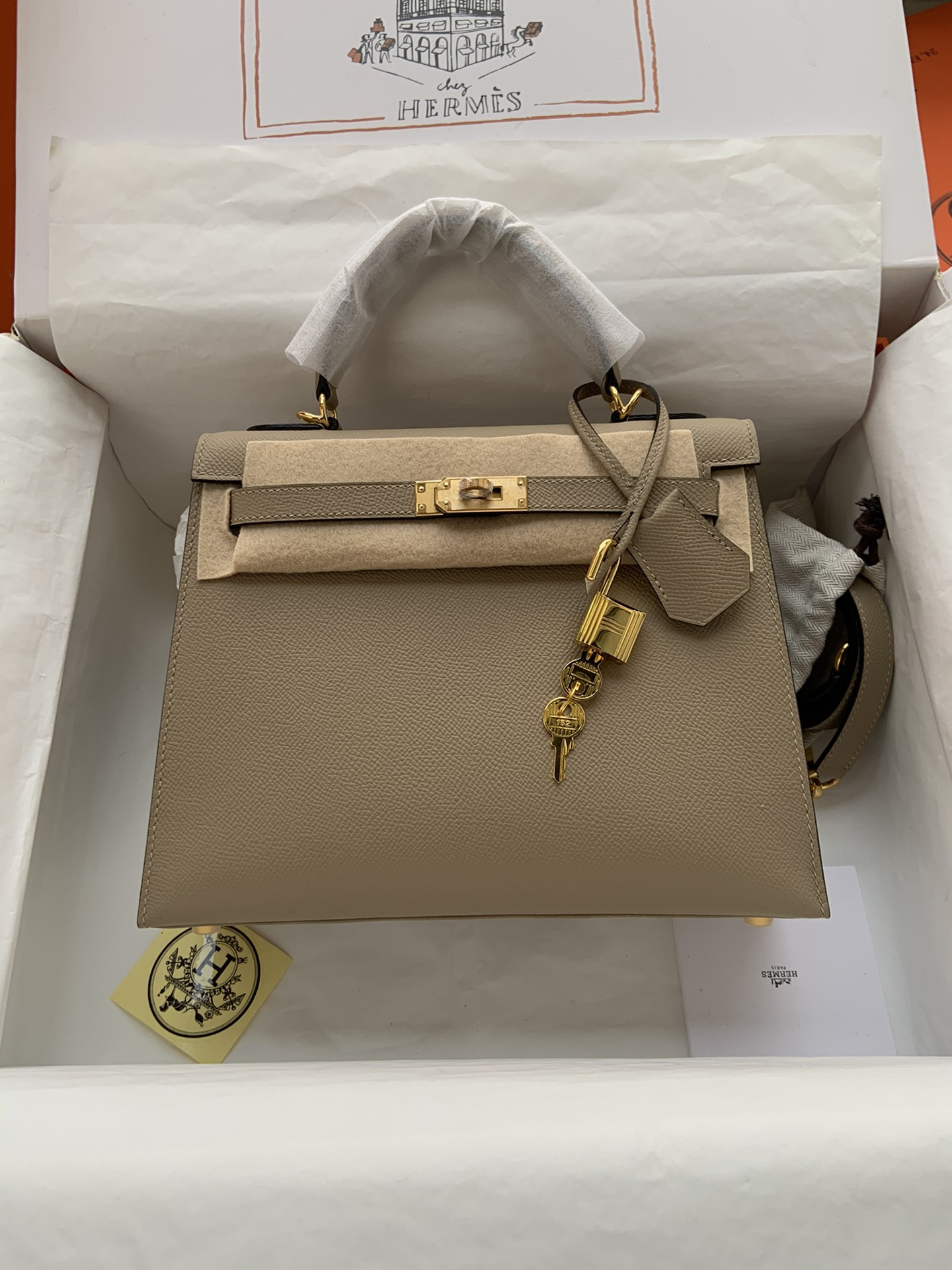 H**mes Kelly Gold-tone Hardware 25 28