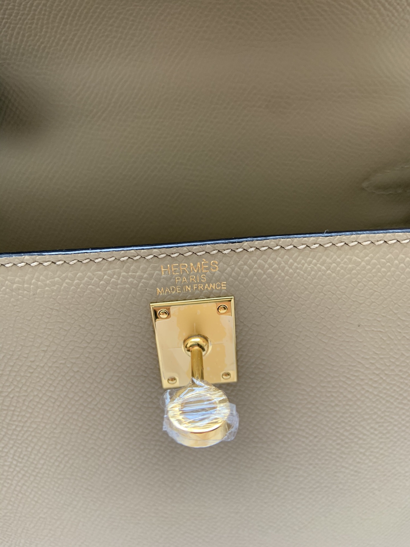 H**mes Kelly Gold-tone Hardware 25 28