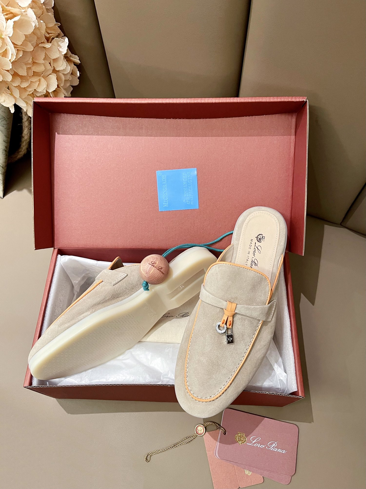ua L**o p*ana babouche charms walk loafers