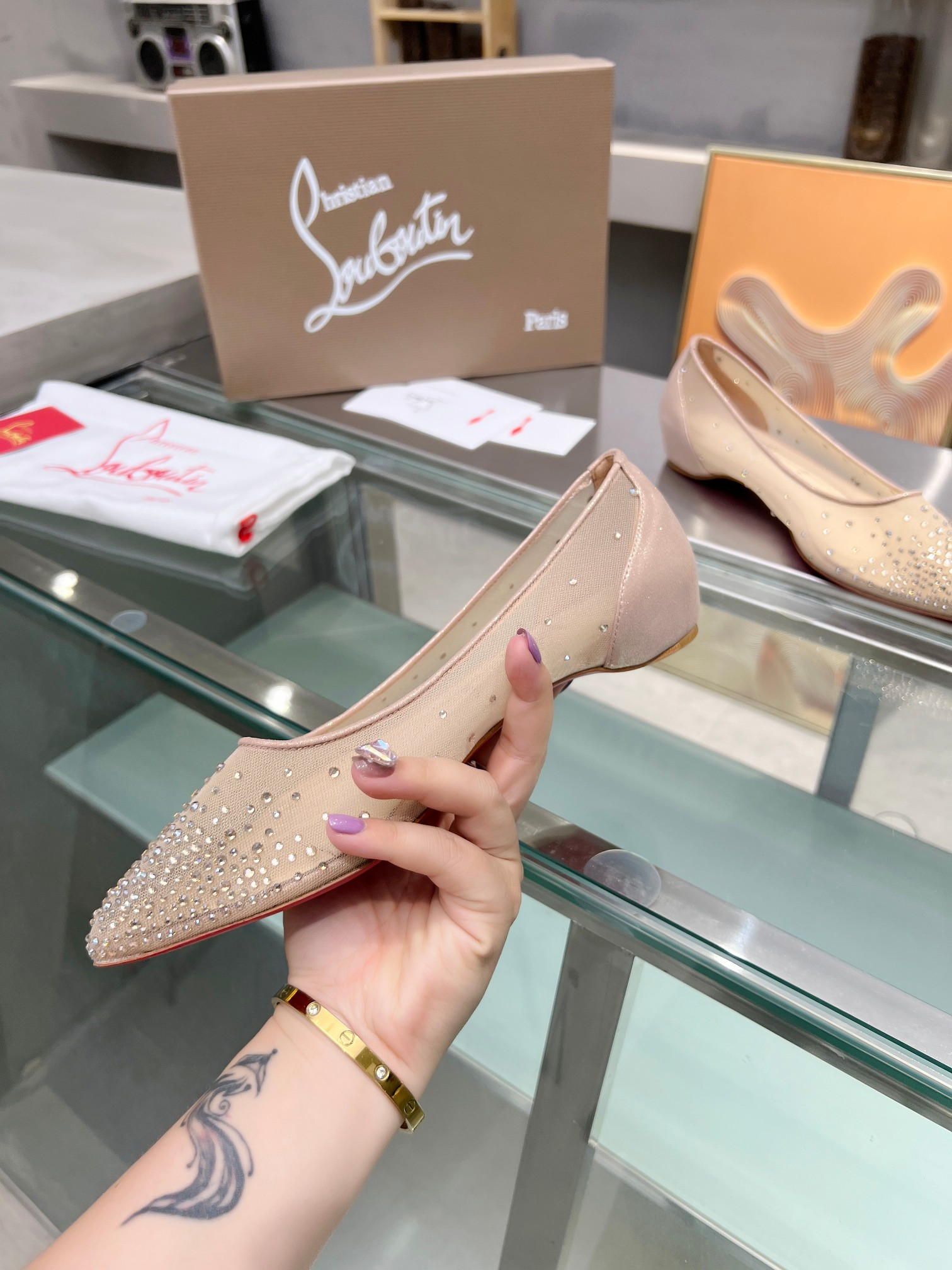 ua ch**an louboutin cl red-botT0m shoes