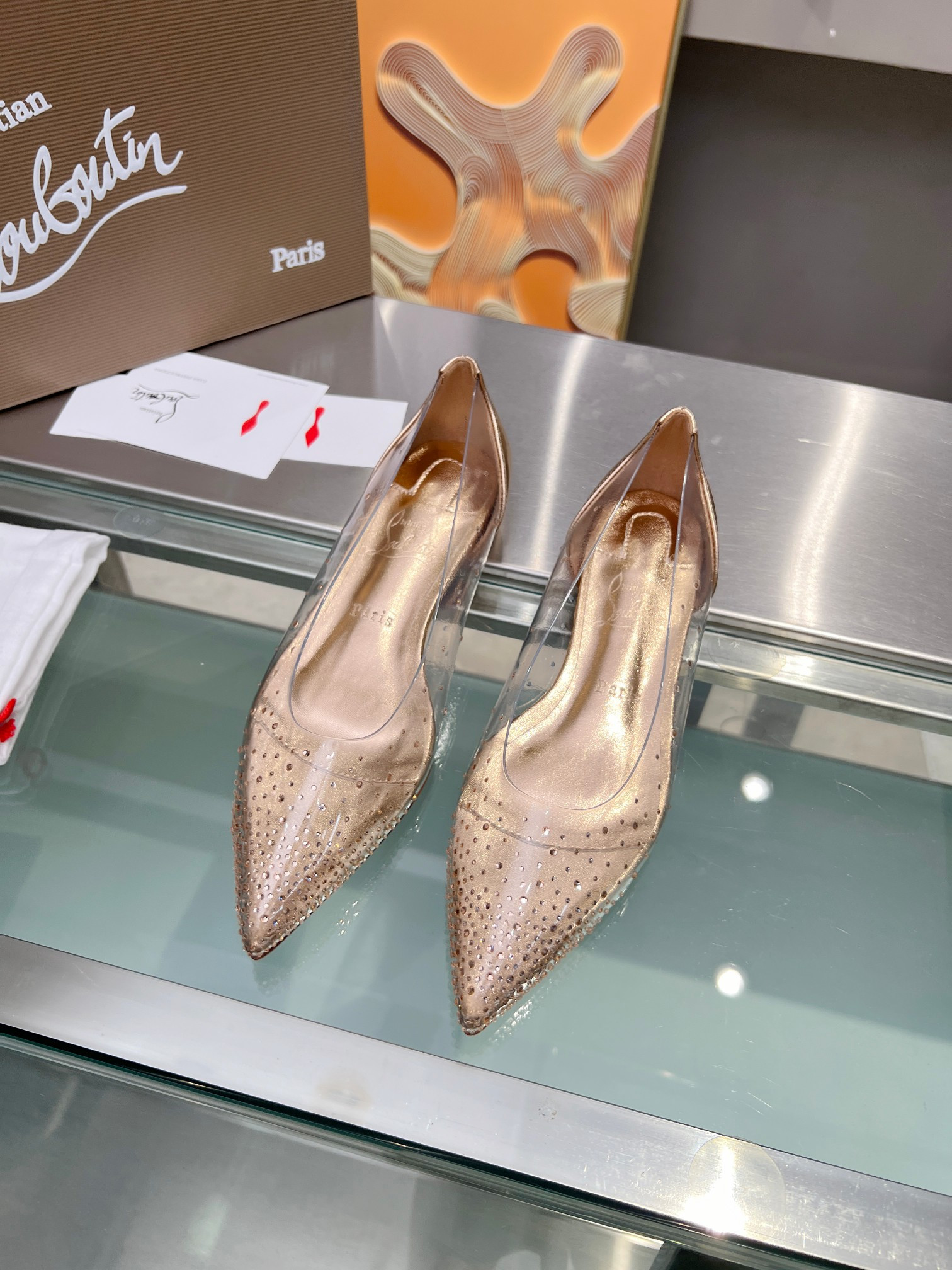 ua ch**an louboutin cl red-botT0m shoes