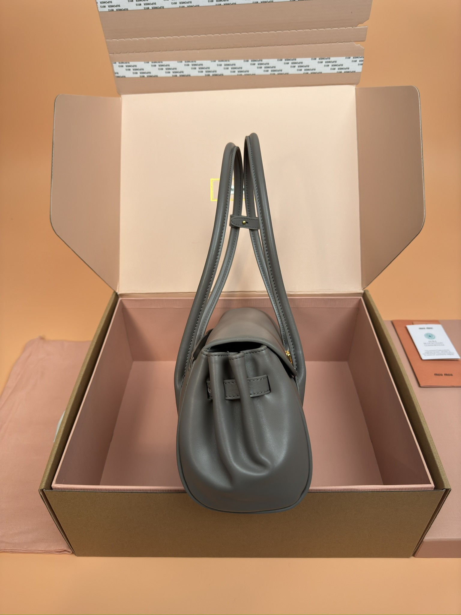 M1v M1v leather shoulder bag  15x28x11cm