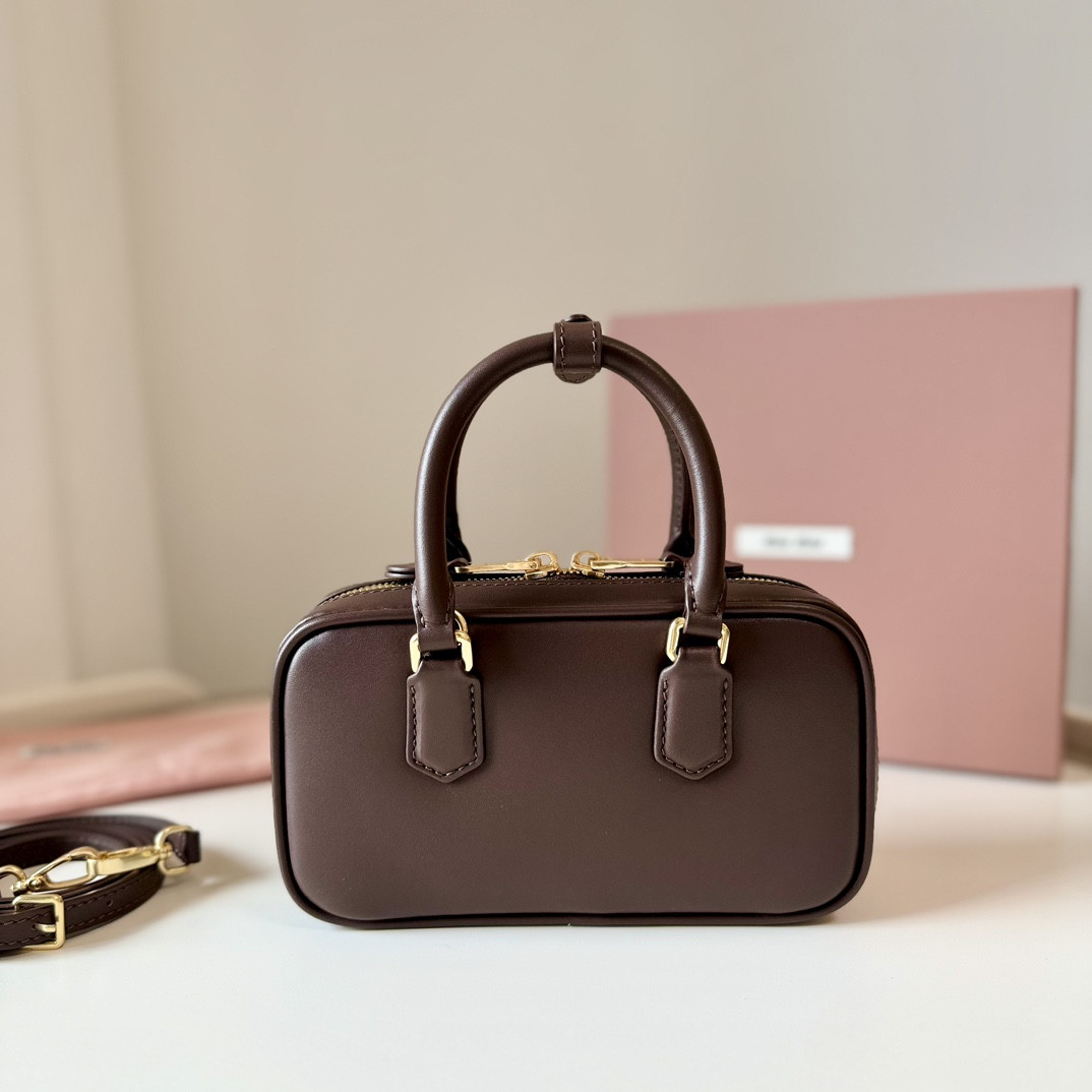 M1v M1v arcadie leather mini-bag 19x10x5cm