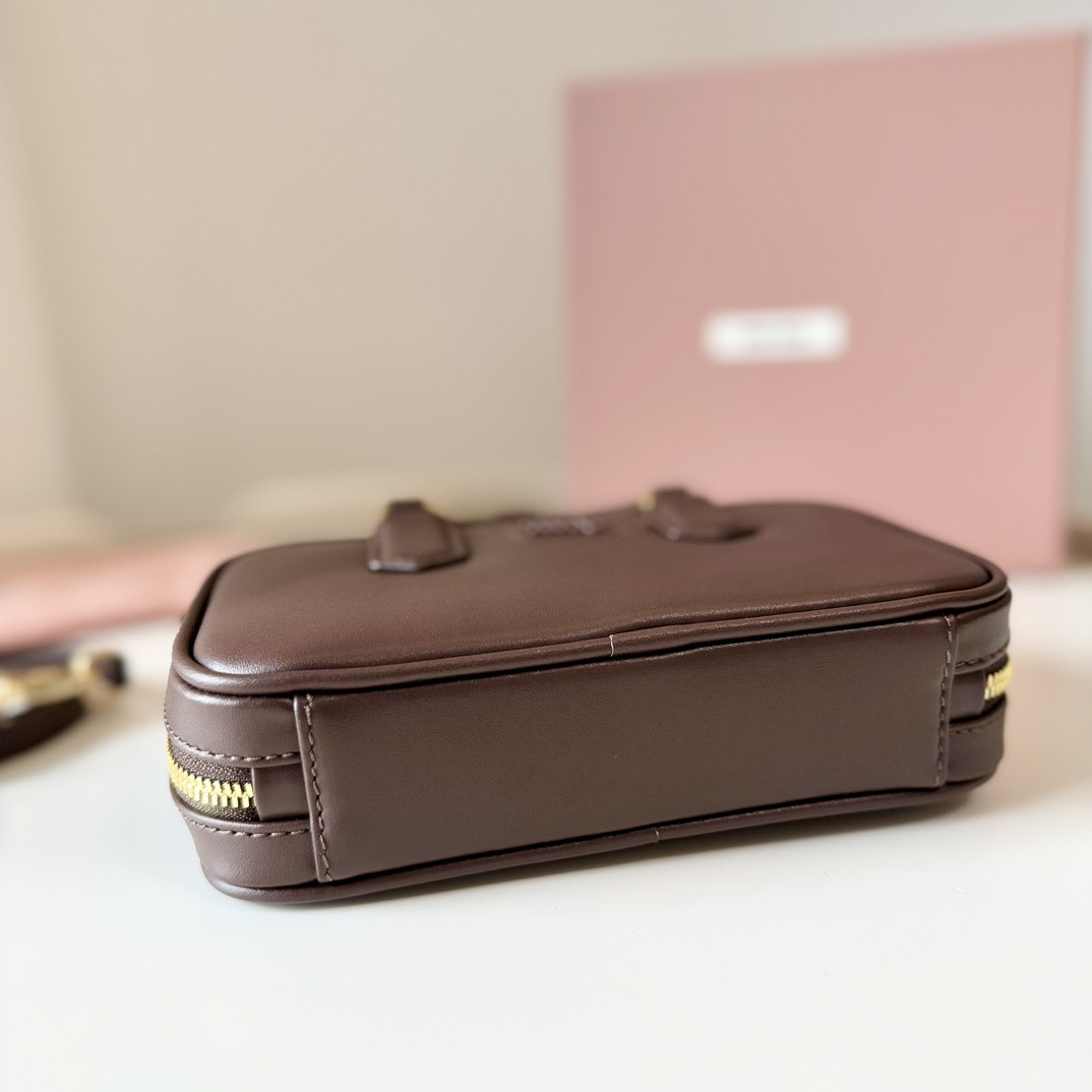 M1v M1v arcadie leather mini-bag 19x10x5cm