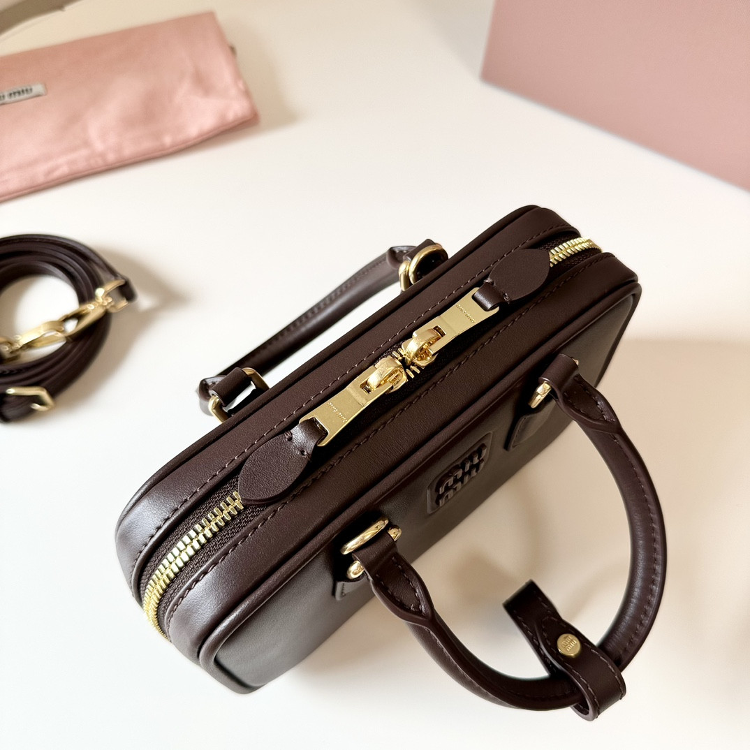 M1v M1v arcadie leather mini-bag 19x10x5cm