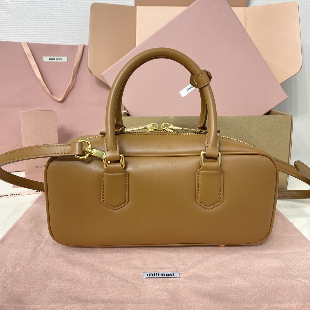 M1v M1v arcadie leather bag 12x27x9cm