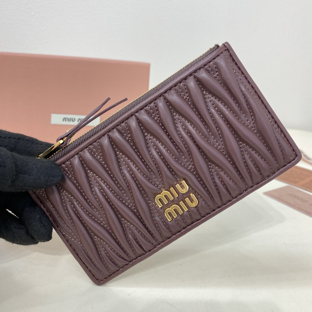 M1v M1v matelassé nappa leather card holder 8x15cm