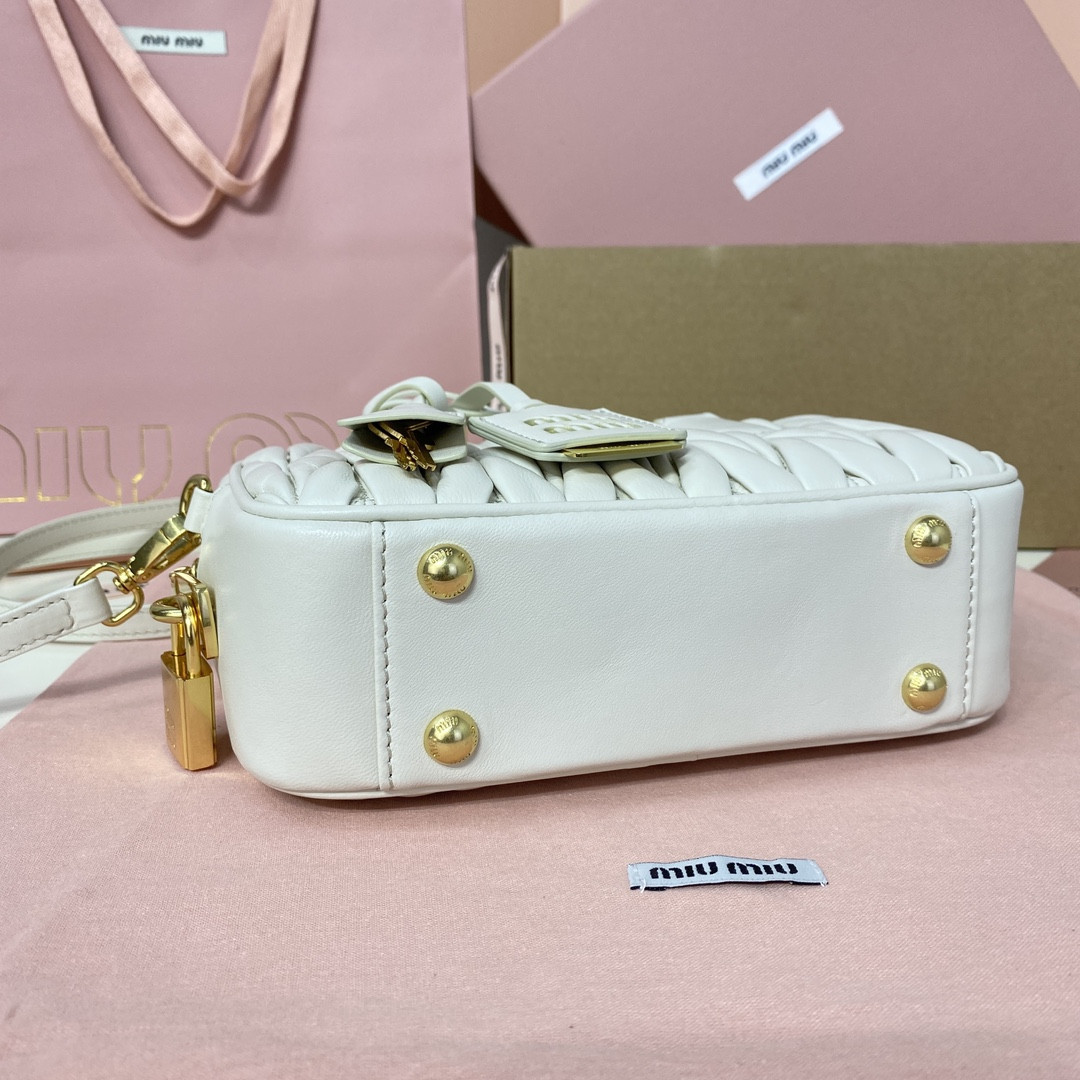 M1v M1v arcadie matelassé nappa leather bag 13x19x6cm