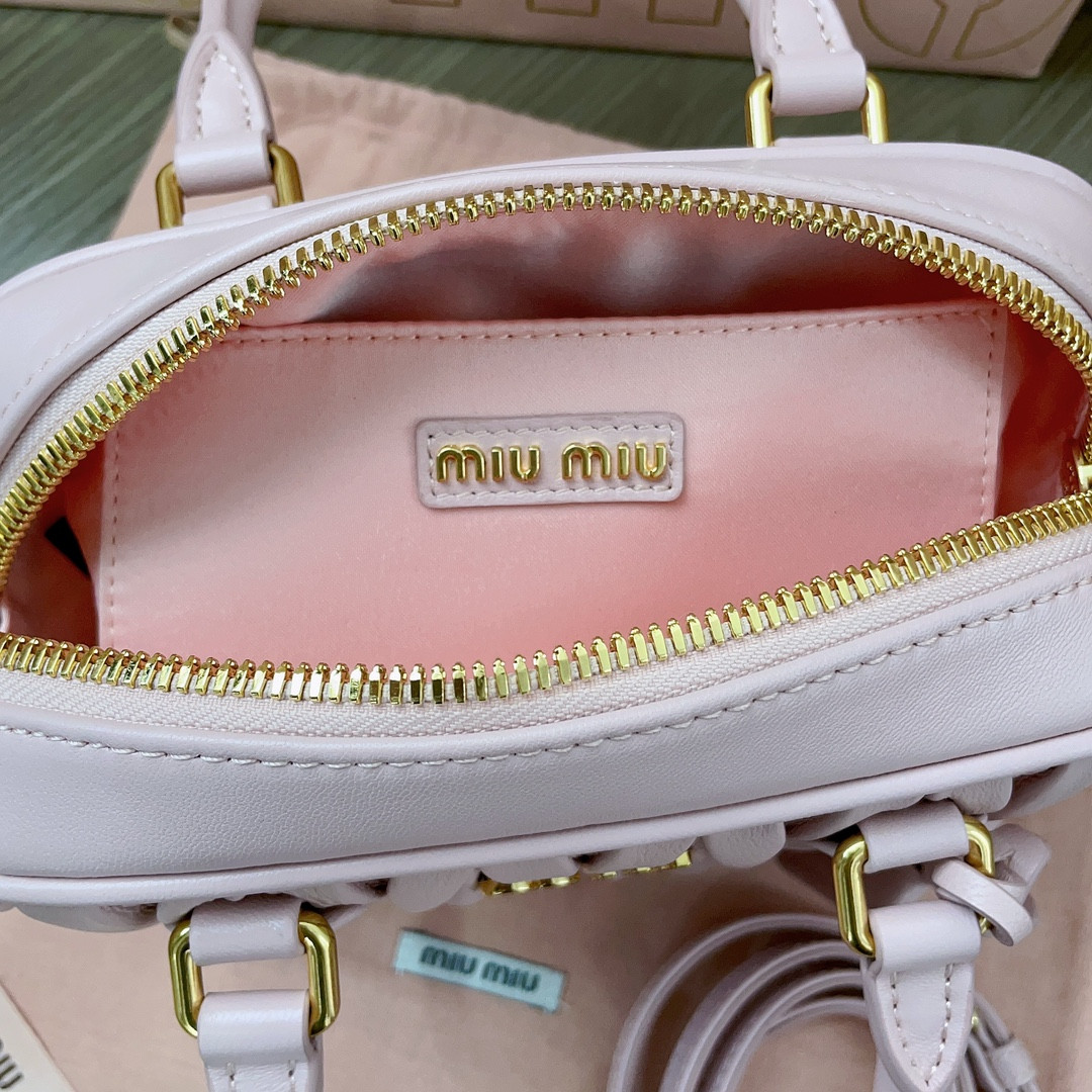 M1v M1v arcadie matelassé nappa leather bag 13x19x6cm