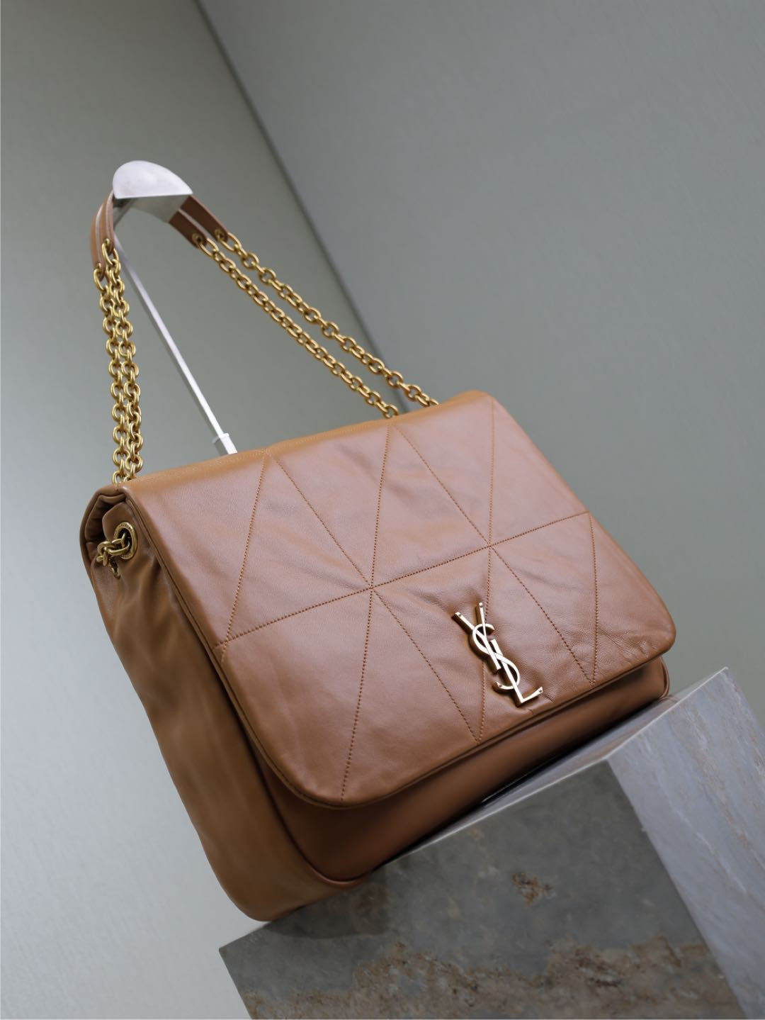 Y*L large jamie 4.3 in lambskin 43x29x9cm