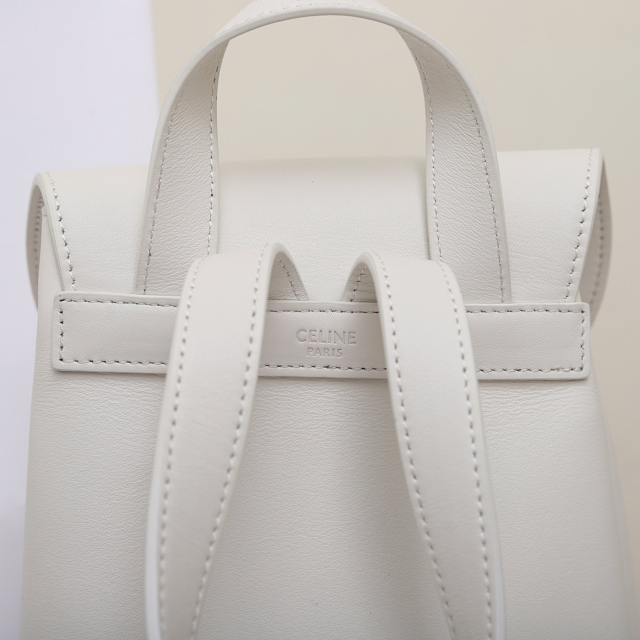 Ce**e bonnie backpack in smooth calfskin 118703 25x18x13cm