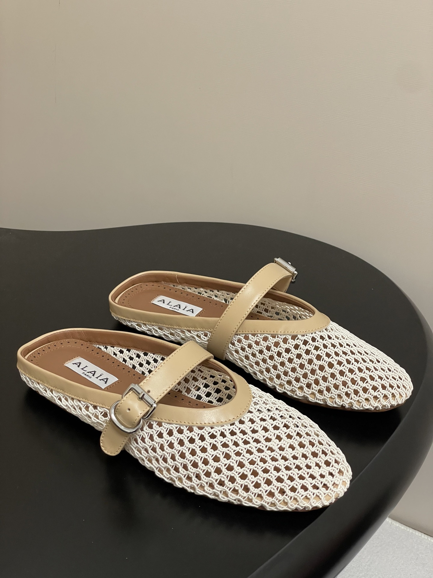 ua a1a1a flat mules(cusT0mized size 7-10 days production time)