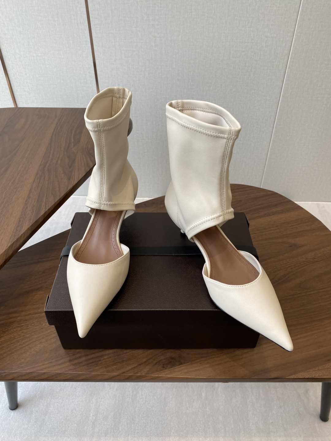 UA A1a1a LOW BOOTS 5.5cm Heel