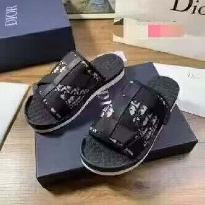 D10r homme slippers