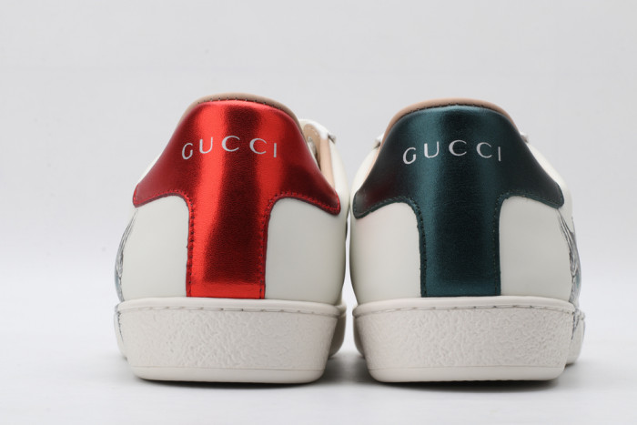 G*u*i low-top sneaker
