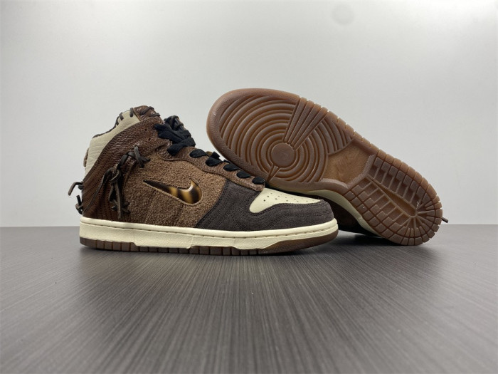 Bodega x Dunk High ‘Legend’ CZ8125-200