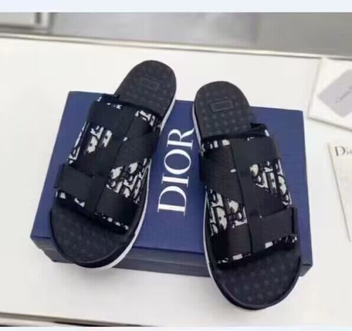D10r homme slippers