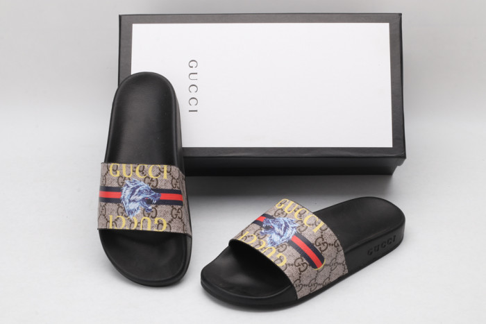 G*u*i slippers