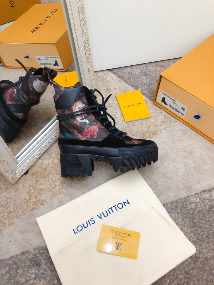 LOUS VUITO LAUREATE PLATFORM DESERT BOOT
