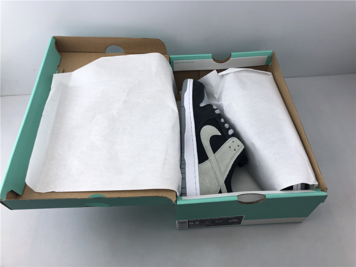 Nike Sb Zoom Dunk Low Pro Black/Wolf Grey-White-White 854866-001
