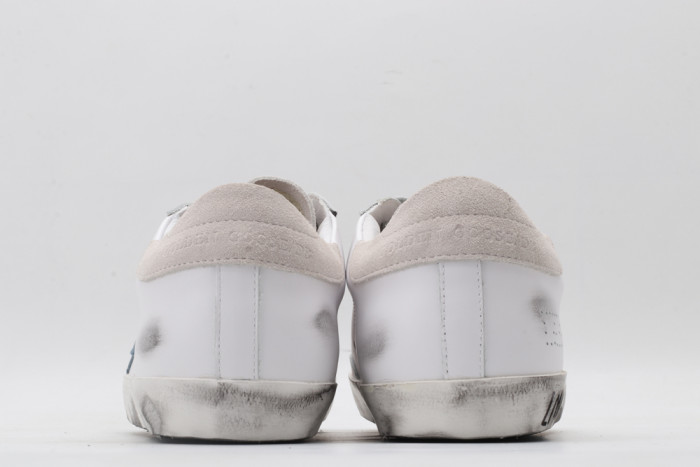 GGD SNEAKERS
