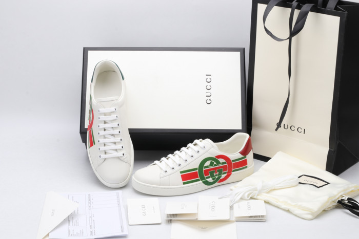 G*u*i low-top sneaker