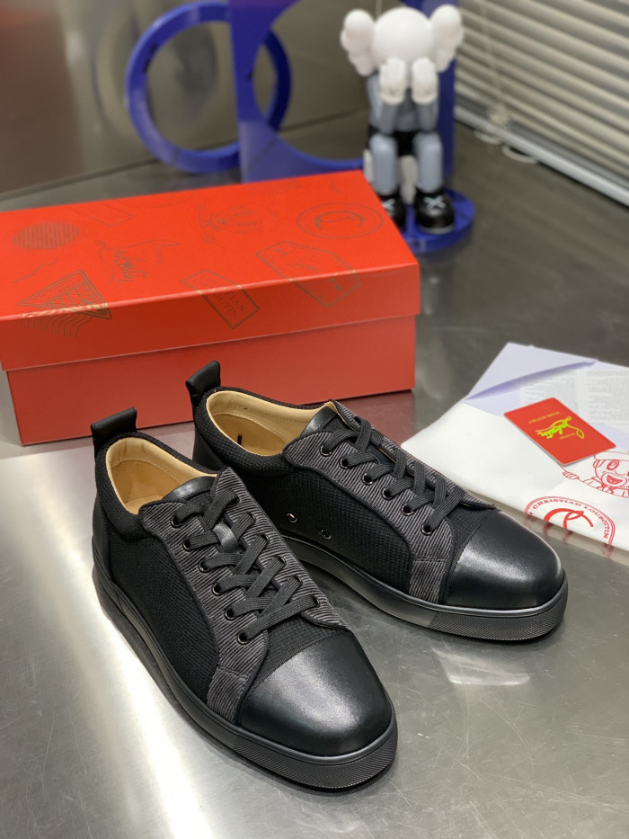 Chr1st1an louboutin l0vis junior spikes