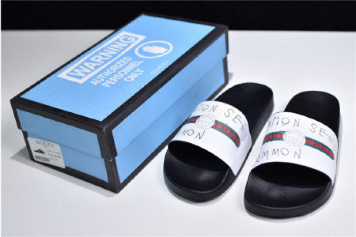 G*u*i slippers