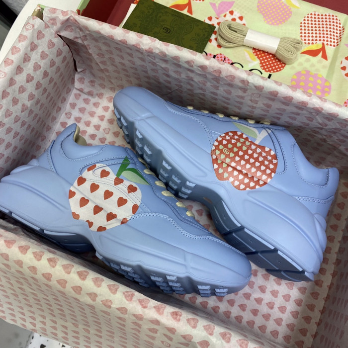 G*u*i sneaker