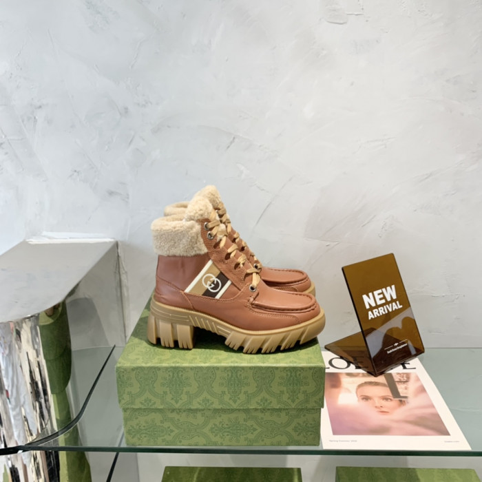 G*u*i boots