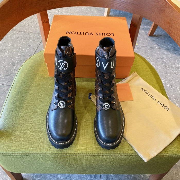 LOUS VUITO BOOTS