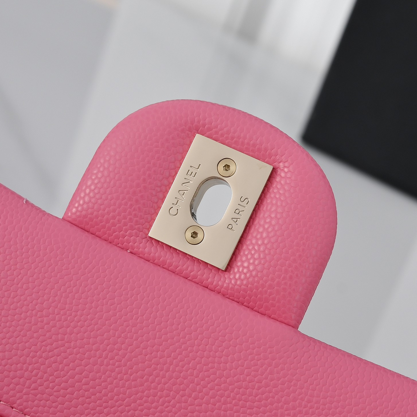 Ch**el classic flap handbag rose with light gold hardware and caviar leather a01113 23x14.5x6cm