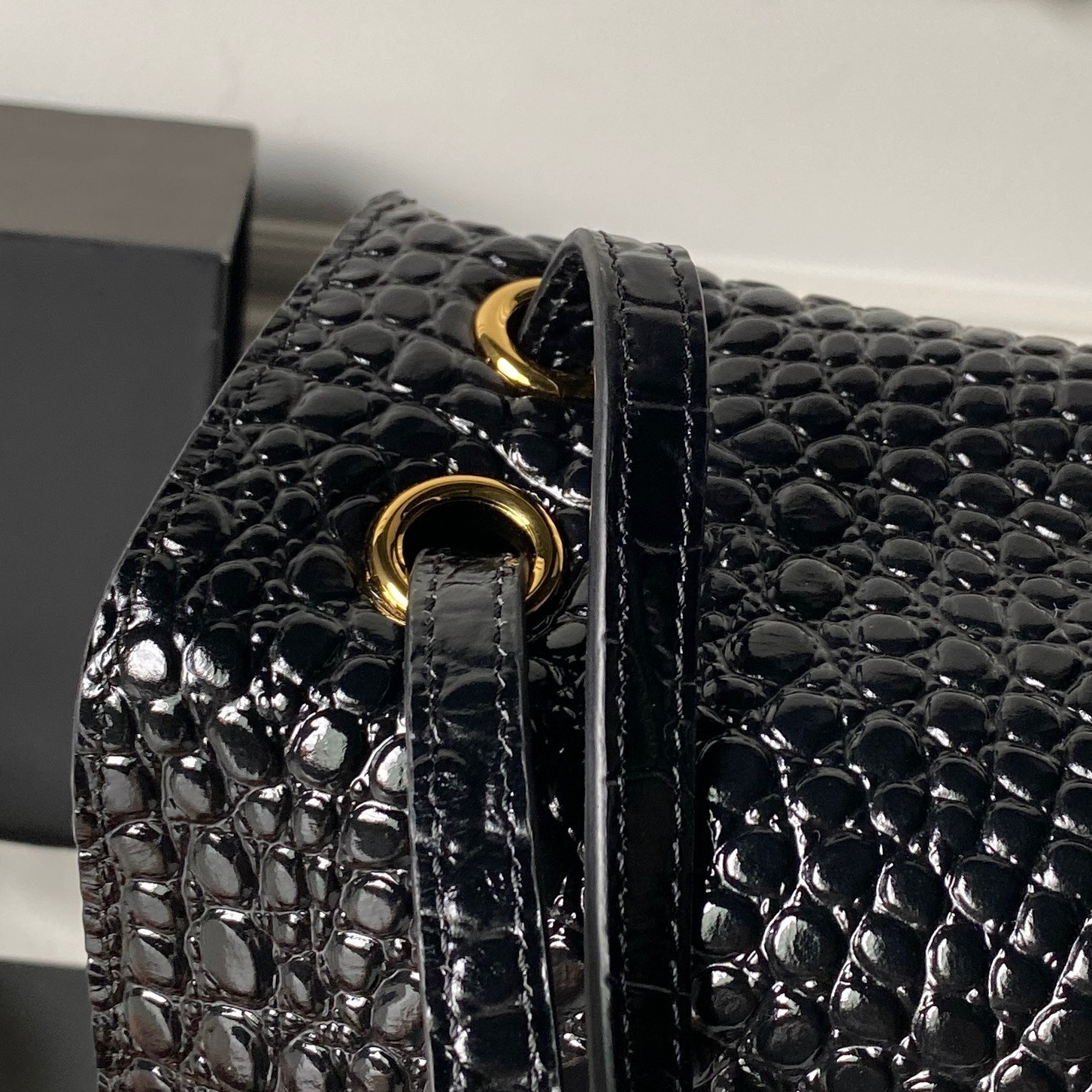 Ch**el maxi flap bag gold hardware as6233 26x38.5x11cm